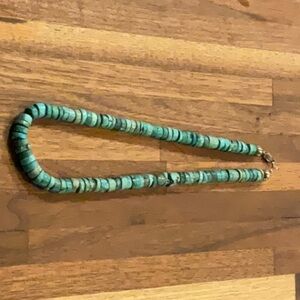Turquoise bead necklace